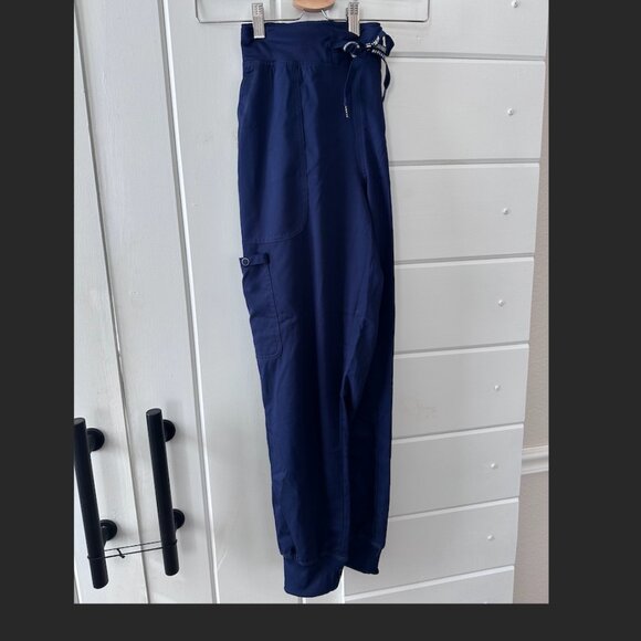 NEW Med Couture Jogger Scrub Pants – Navy | Women’s Jogger Scrubs - Picture 2 of 2